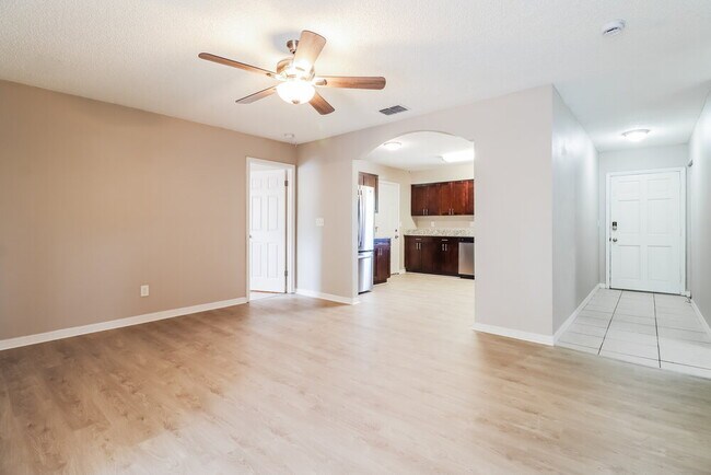 Building Photo - 6173 71st St N