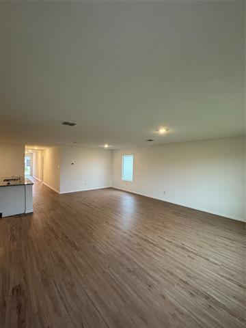 Building Photo - 5817 Cherry Holw Wy