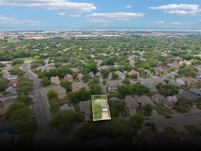Building Photo - 13005 Widge Dr