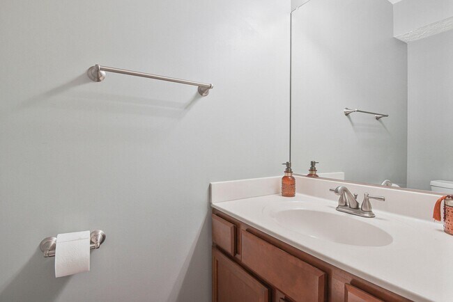 Building Photo - 4037 Broadbill Cir
