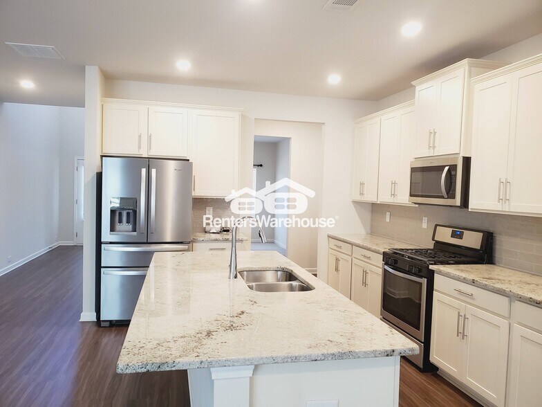 Building Photo - 3519 Argent Way