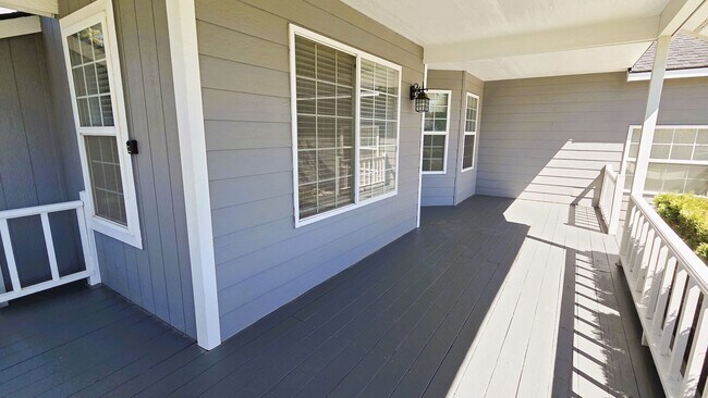 Building Photo - 3-Bedroom Rancher in Hayden
