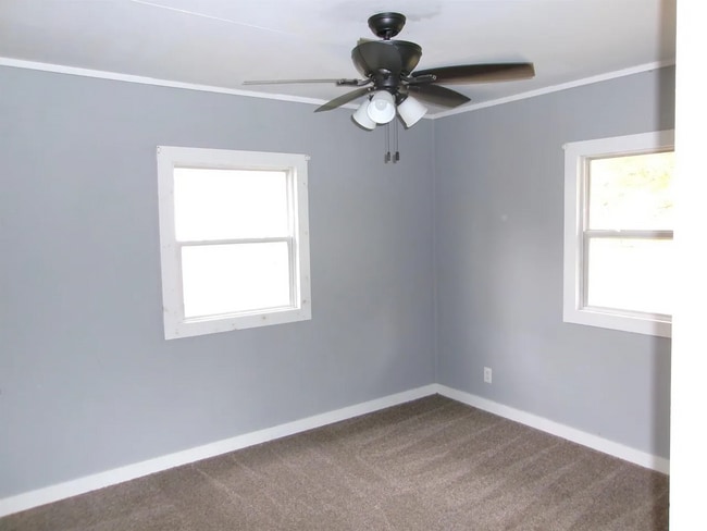 Building Photo - 809 Mercer Ave