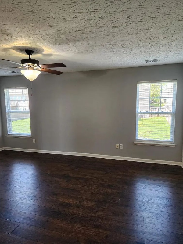 Building Photo - 1325 Harrington Ct