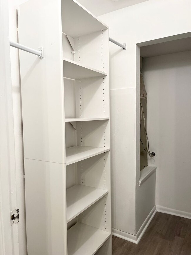 Building Photo - Two Bed, Two Bath Condo at Windsor Crossing
