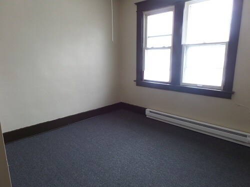 Building Photo - 2402 Cleveland Ave