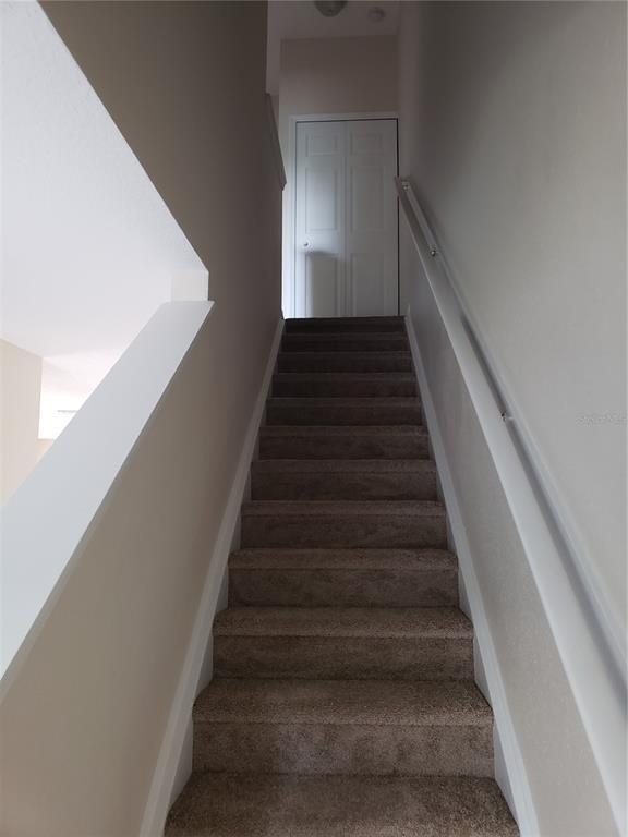 Building Photo - 10325 Manderley Way