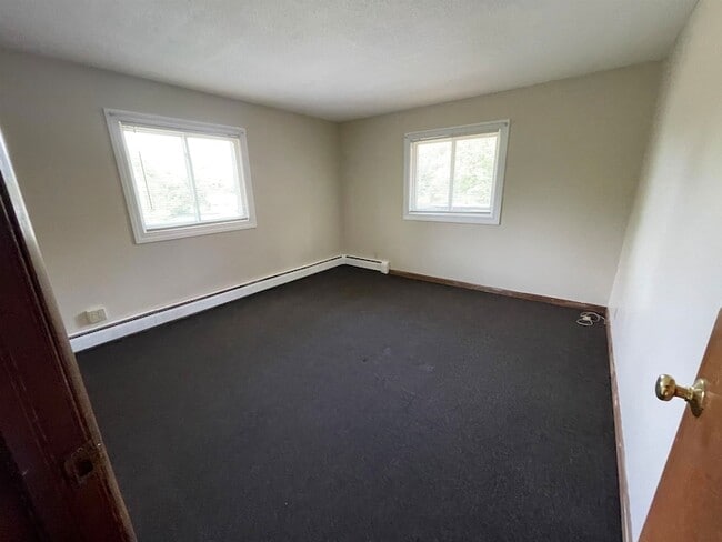 Building Photo - 57 Crossman Dr