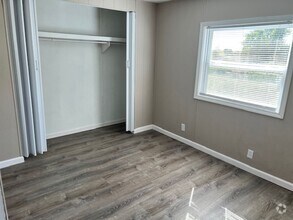 Building Photo - Fantastic 3 Bedroom/2 Bath Home