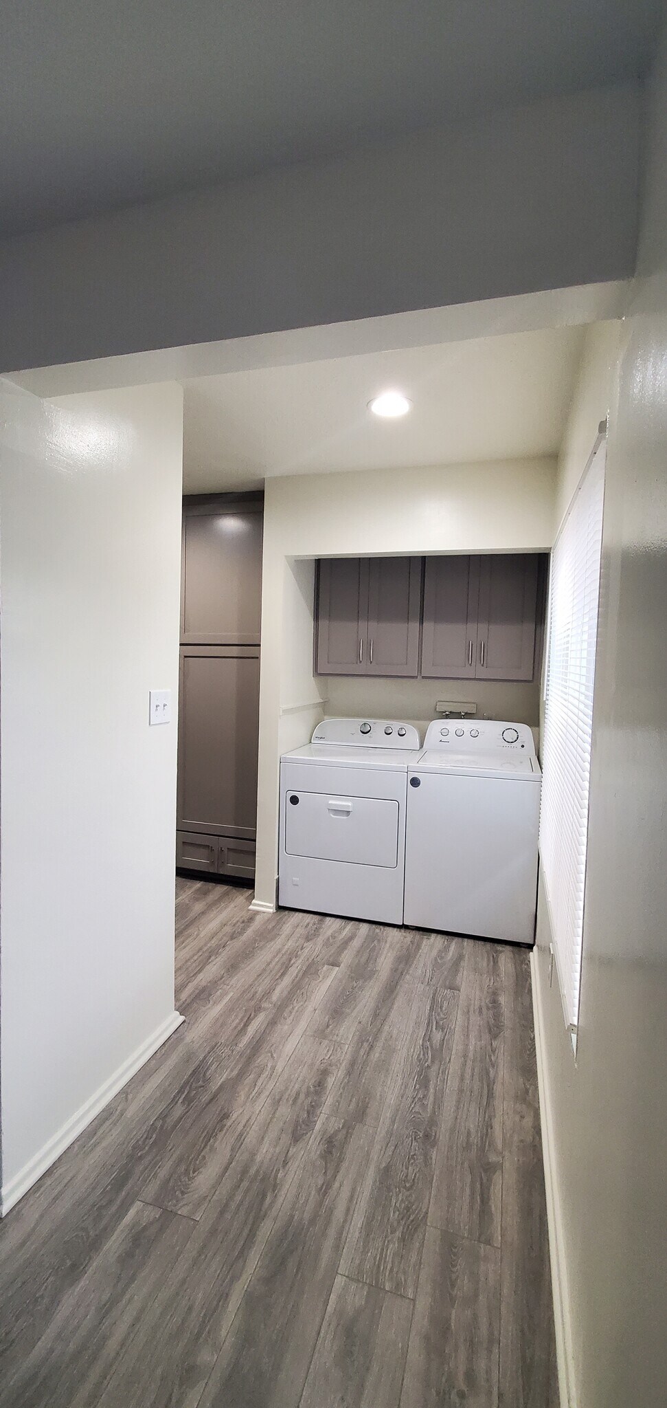Laundry Area - 1938 19th St