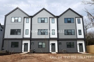 Building Photo - 3422 Brookshire Blvd