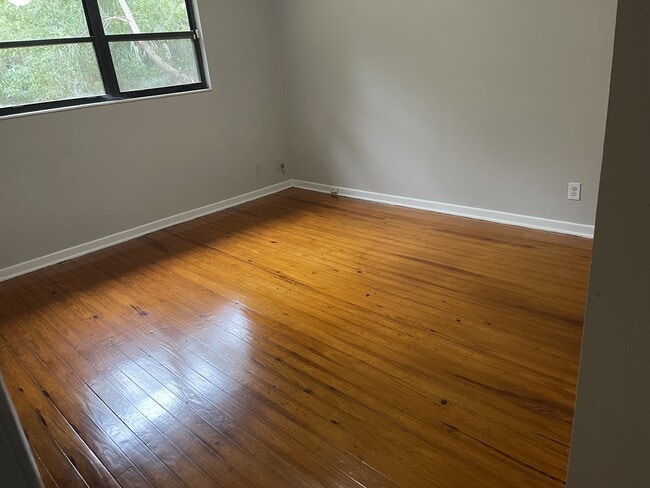 Building Photo - 5457 101st St