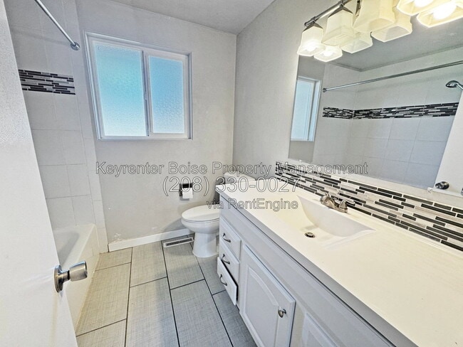 Building Photo - 5603 Centerbrook Dr