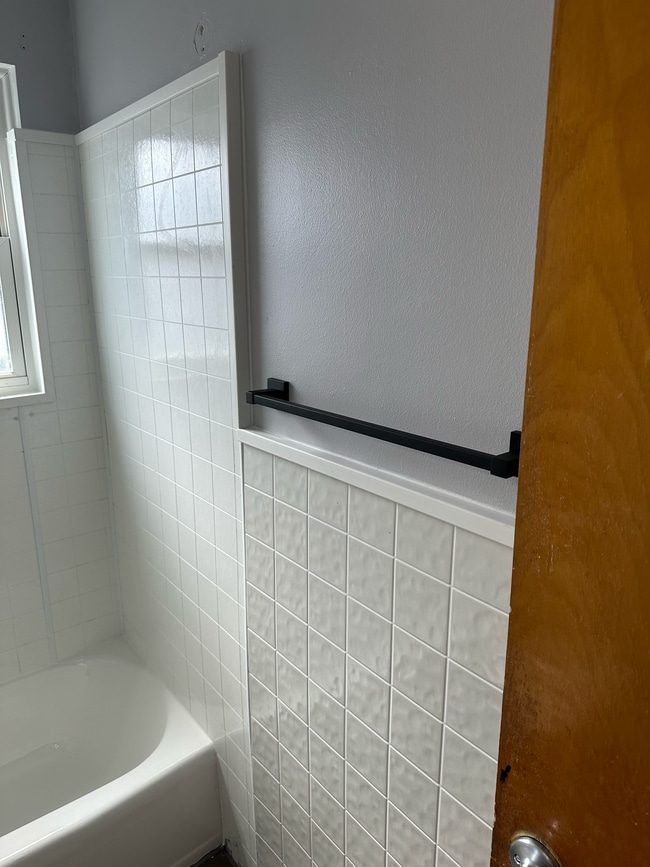 Building Photo - 20241 Kentucky St