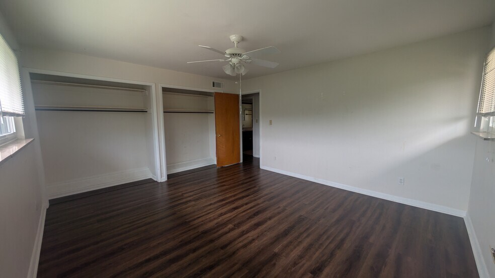 Bedroom 1 - 701 Edgecliff St