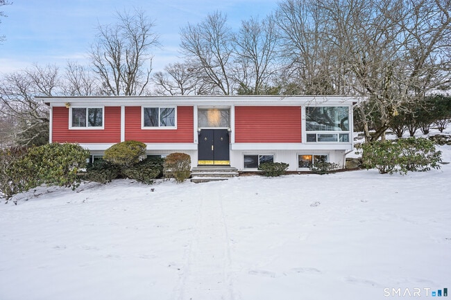 Building Photo - 4 Split Timber Pl