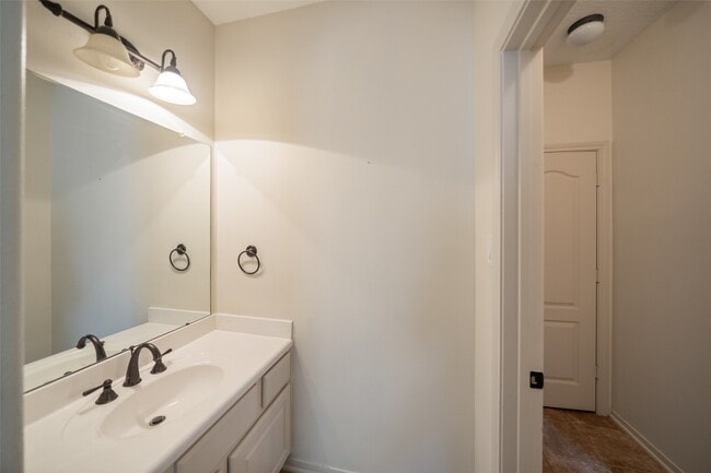 Building Photo - 14318 Red Creek Cove Ln