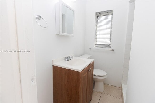 Building Photo - 1840 Fillmore St