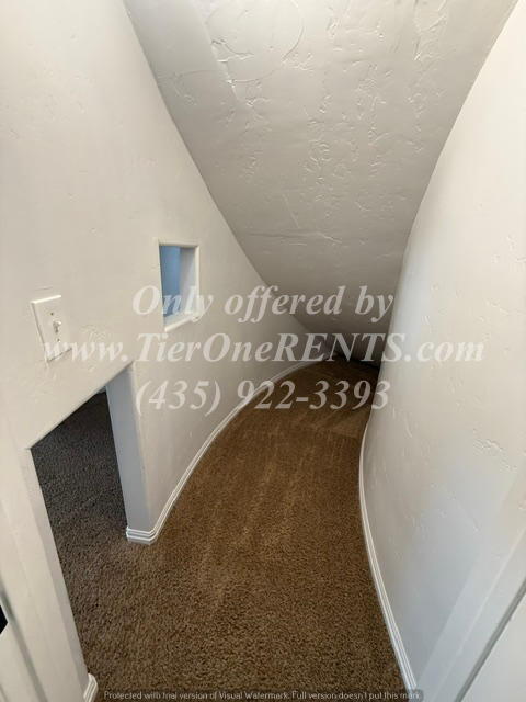 Building Photo - NO DEPOSIT option available for qualified renters!