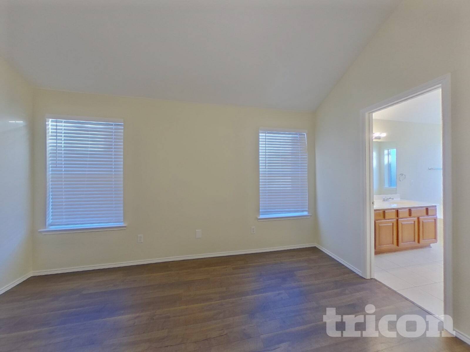 Building Photo - 5749 Imes Ln