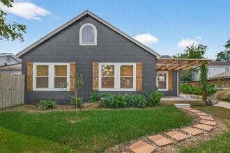 Building Photo - 5610 Truett St