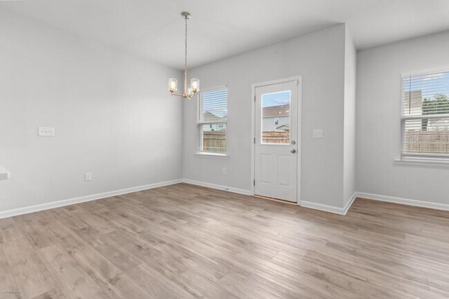Building Photo - 1333 Maston Rd
