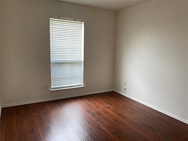 Building Photo - 2324 Treyburn Ct