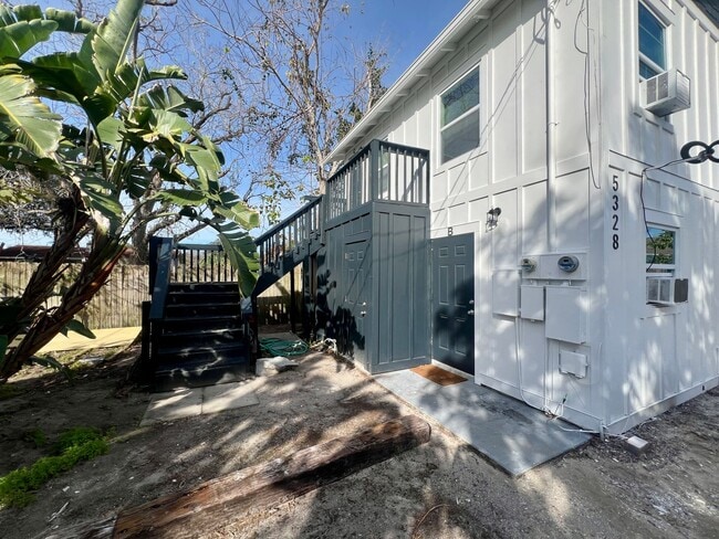 Building Photo - 5328 24th St Ct E