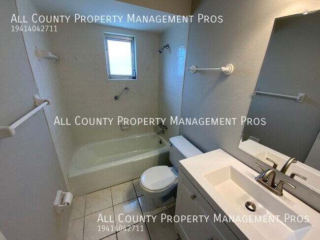Building Photo - 2851 Swifton Dr