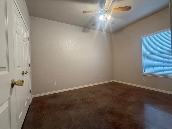 Building Photo - 1406 Bergin Ct