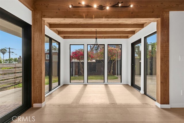 Building Photo - 28851 Shady Pl