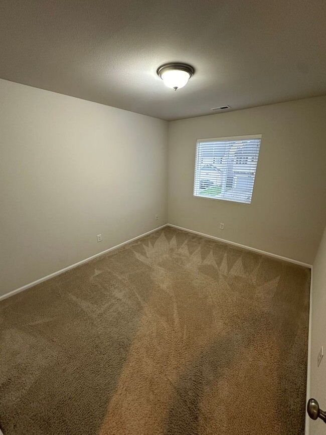 Building Photo - $250.00 off your Move in!!  Pet friendly S...