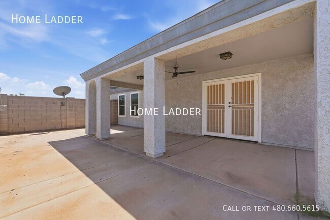 Building Photo - 10452 W Arivaca Dr