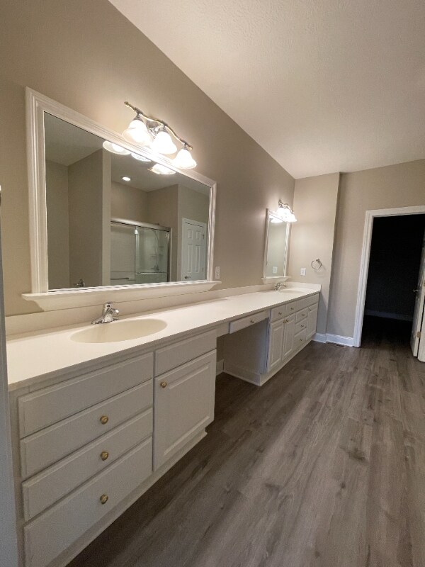 Building Photo - 4090 Hanover Square Pl
