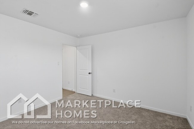 Building Photo - 9721 NW 124th St