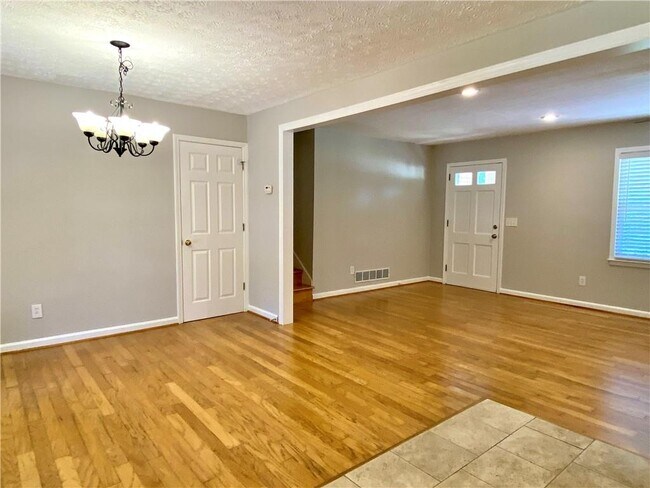 Building Photo - 97 Brookhaven Dr