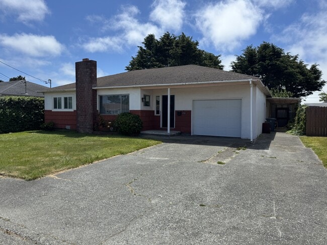 Primary Photo - 1152 A St