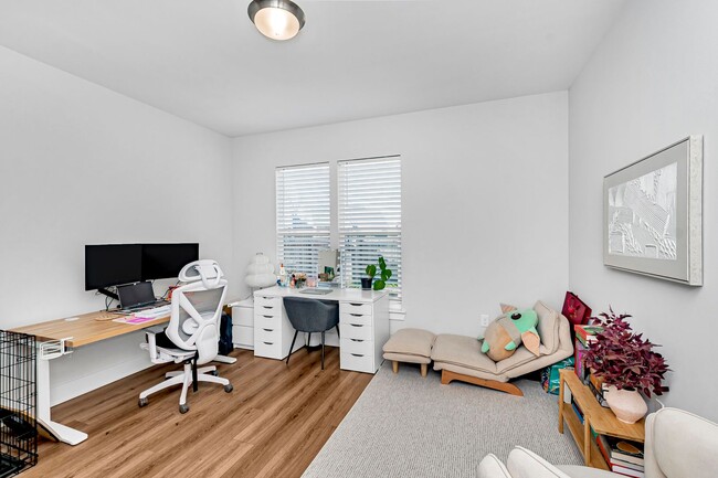 Building Photo - 3 Bedroom Home in River Hills