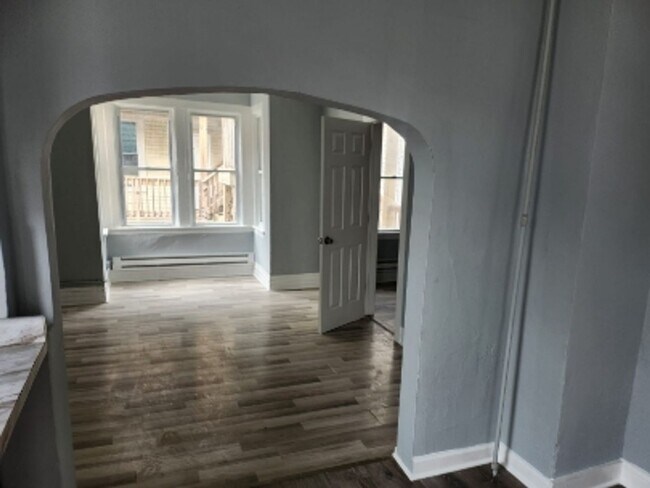 Building Photo - The Peaks on Muskegon