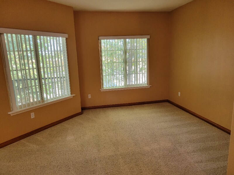 Building Photo - 4200 E Commerce Way