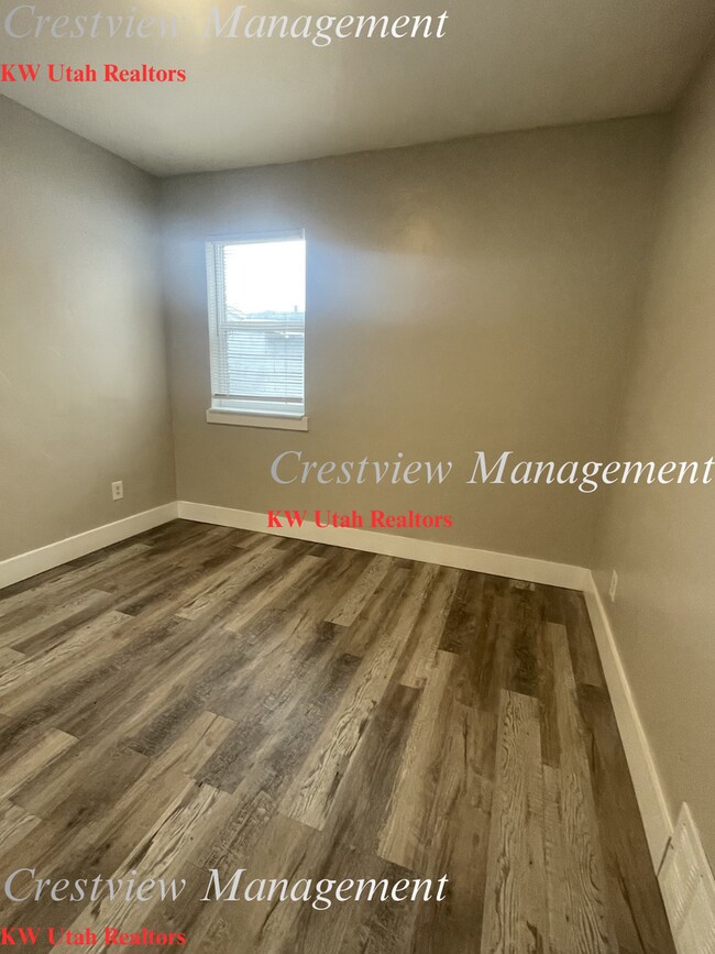 Building Photo - Claybourne Duplex