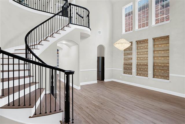 Building Photo - 2517 Las Palmas Ln