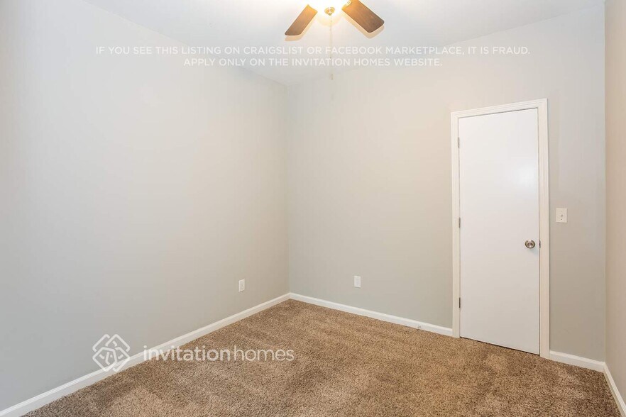 Building Photo - 8311 Springhead Ln