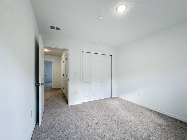 Building Photo - 1711 Barton Towne Cir
