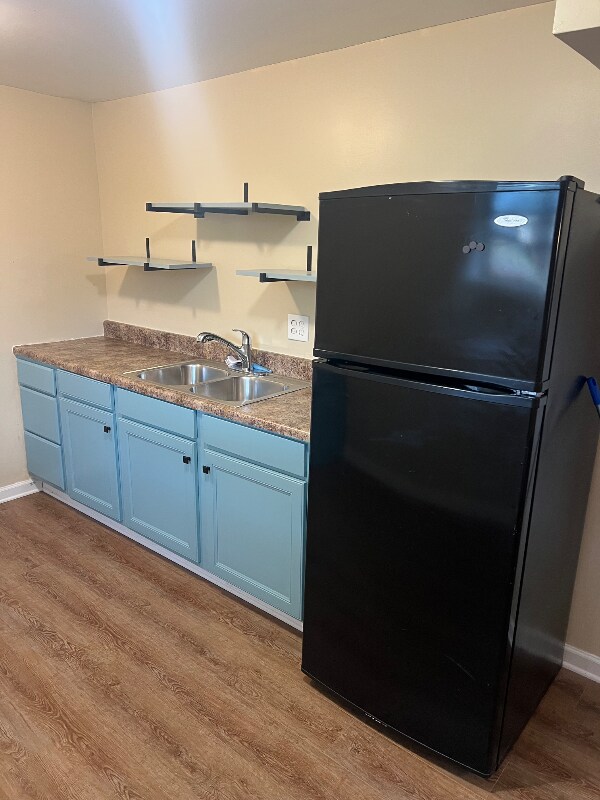 Building Photo - 4837 Cascade Dr