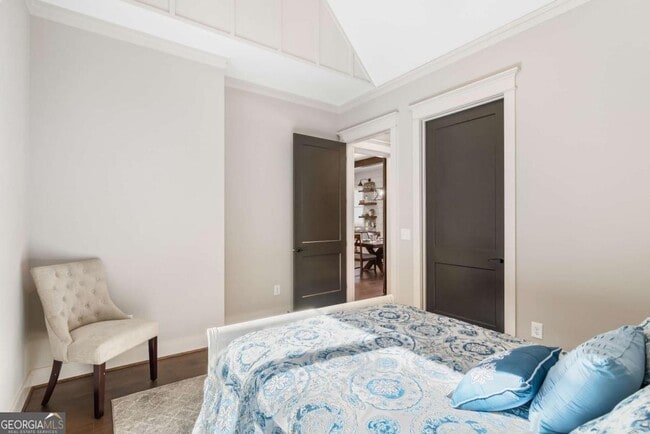 Building Photo - 6 Whisper Pl