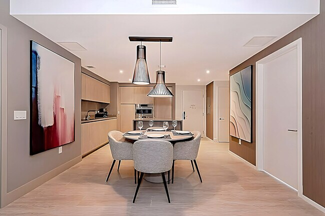 Building Photo - 4010 S Ocean Dr