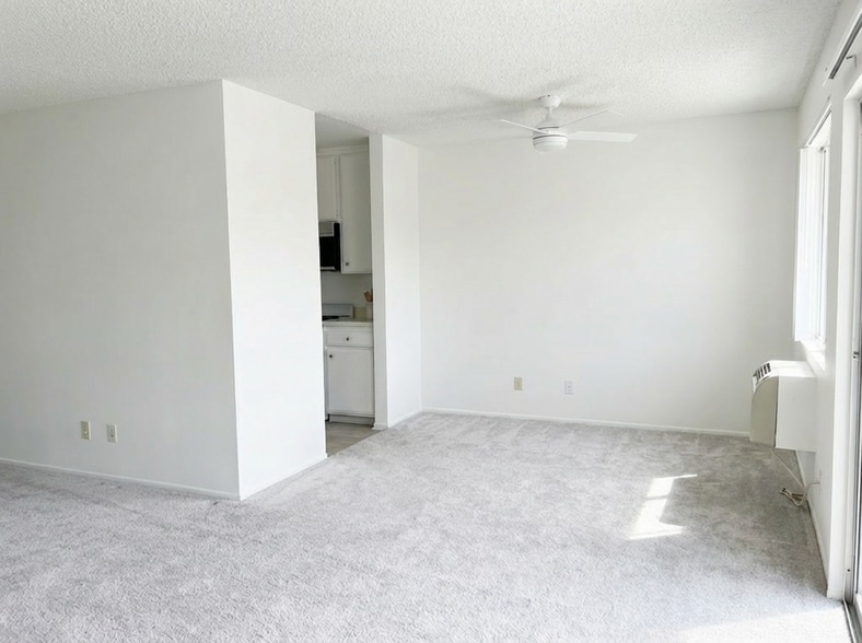 Building Photo - 3649 Glendon Ave