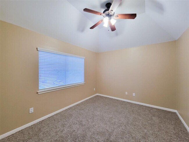 Building Photo - 21122 Golden Sycamore tr
