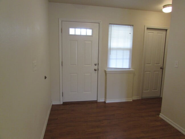 Building Photo - 6189-MF1-E1